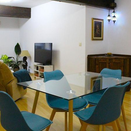 Al Pie Del Camarin Con Parking Gratis Apartment Jaen Bagian luar foto