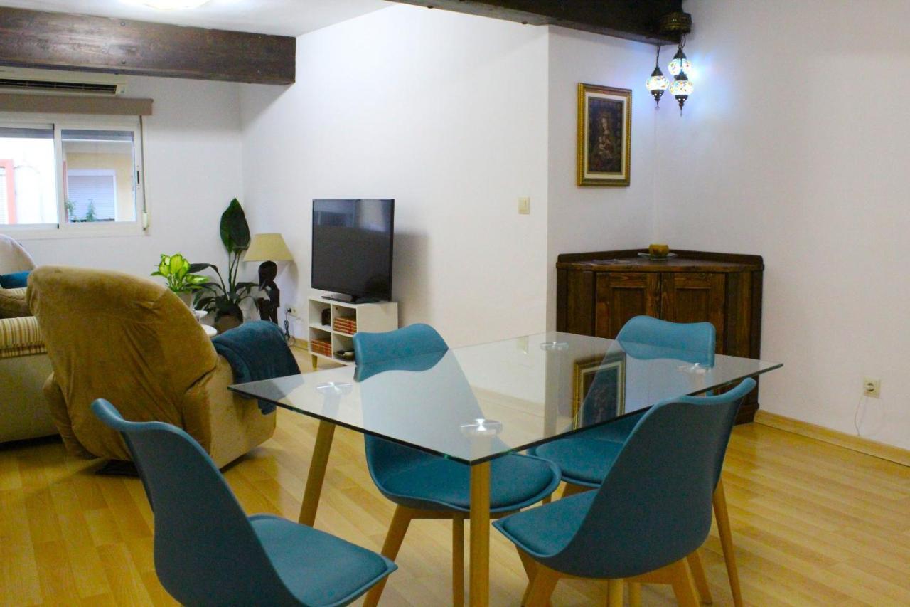 Al Pie Del Camarin Con Parking Gratis Apartment Jaen Bagian luar foto