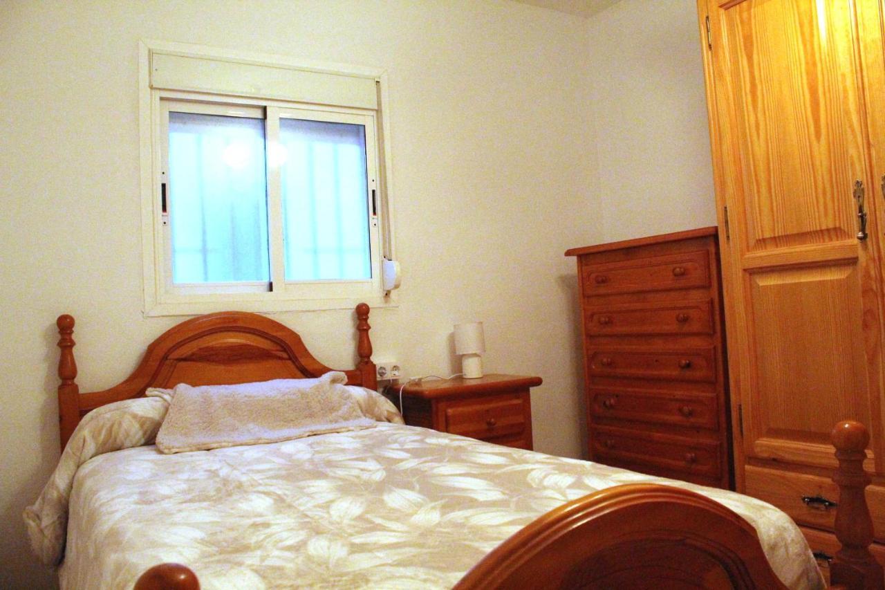 Al Pie Del Camarin Con Parking Gratis Apartment Jaen Bagian luar foto